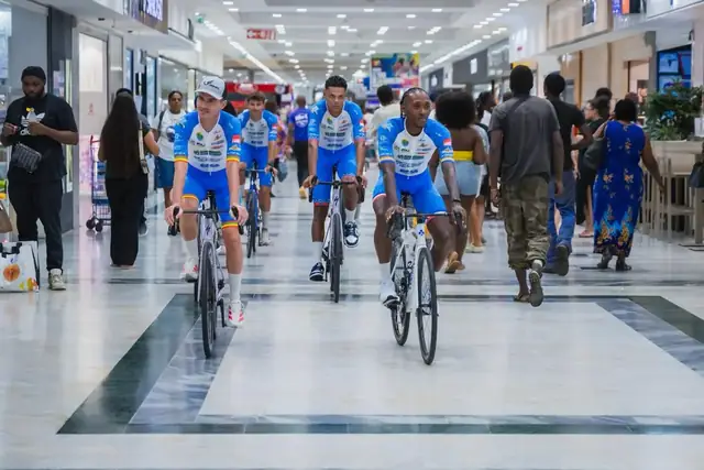 Présentation des équipes et des maillots du Tour de Guadeloupe 2026 à Destreland — photo 3