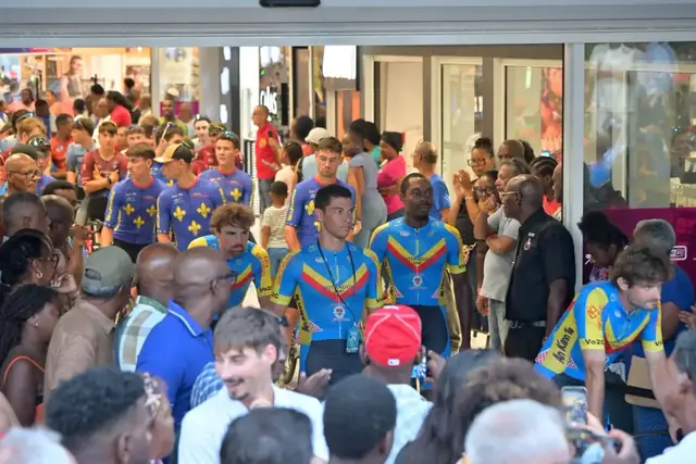 Présentation des équipes et des maillots du Tour de Guadeloupe 2026 à Destreland — photo 18