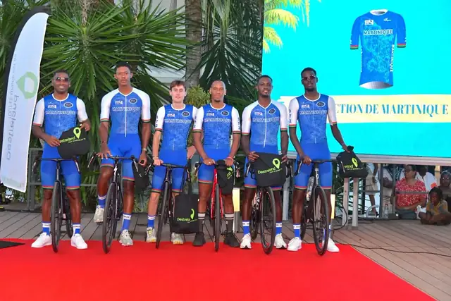 Présentation des équipes et des maillots du Tour de Guadeloupe 2026 à Destreland — photo 26